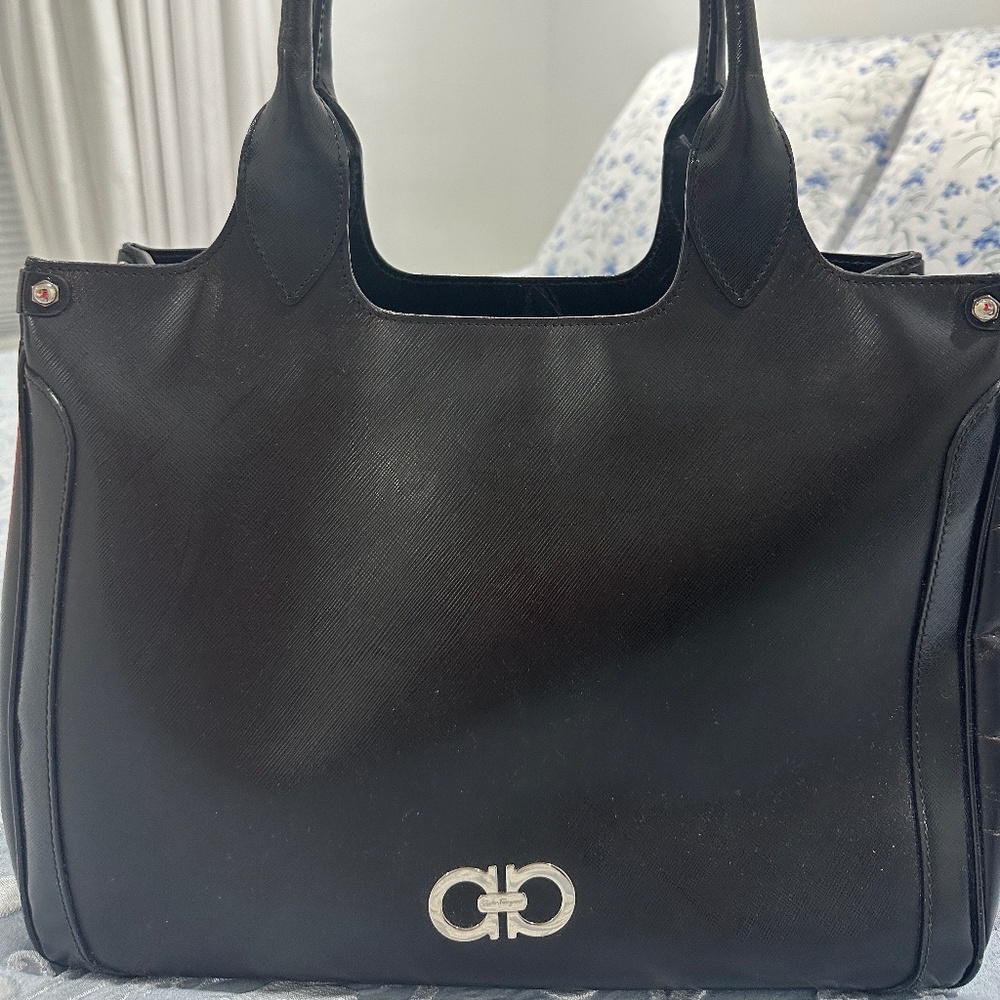 SALVATOR FERRAGAMO BLACK BAG